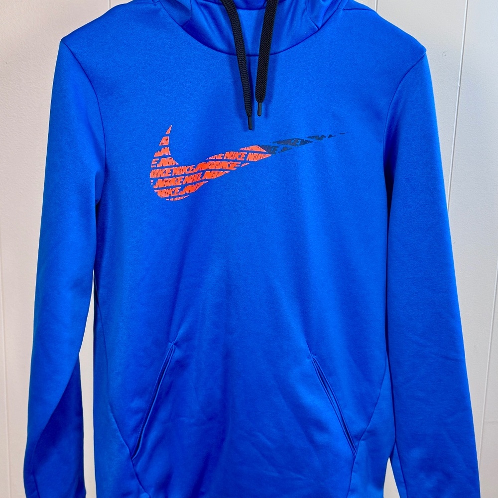 Nike Dri-Fit Hoodie – Men’s Small – Excellent Condition
